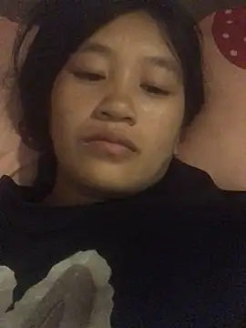 han-camx online show from April 2026 11:28:01 PM