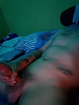 Snapshot of EdwinG2001 chatting on January 2026 06:16:01 AM EdwinG2001 online show from January 2026 06:16:01 AM