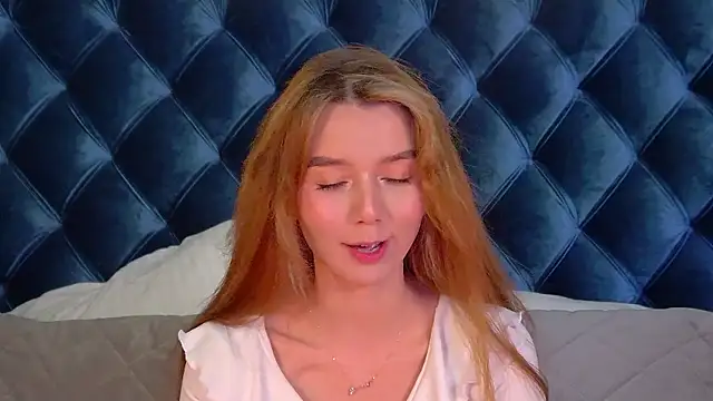 VanessaVienne online show from February 2026 04:07:02 PM