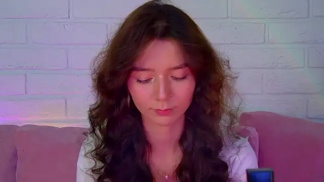 VanessaVienne online show from March 2026 04:21:01 PM