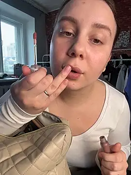 AnnaSeint online show from March 2026 01:17:01 PM