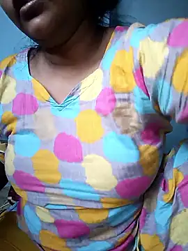 Snapshot of Desi_Nil_pori chatting on January 2026 04:27:01 AM Desi Nil pori online show from January 2026 04:27:01 AM