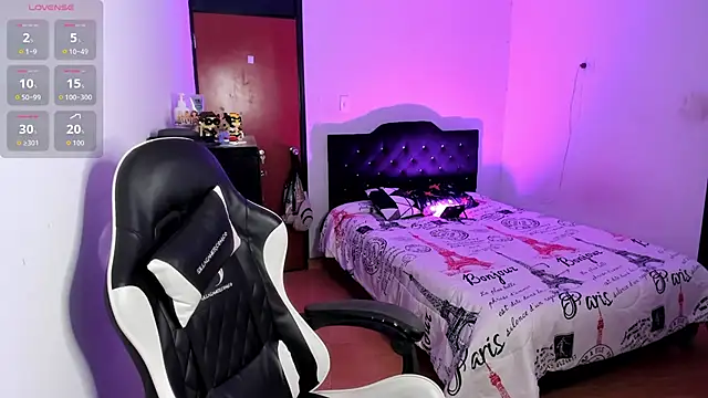 Theo Rowan online show from January 2026 10:53:01 AM