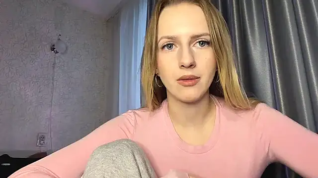 Snapshot of JeannettaIltzsch chatting on February 2026 03:11:02 PM JeannettaIltzsch online show from February 2026 03:11:02 PM