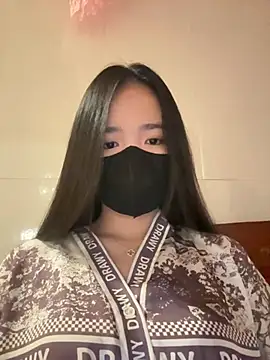 Gwen879 online show from March 2026 09:41:01 PM