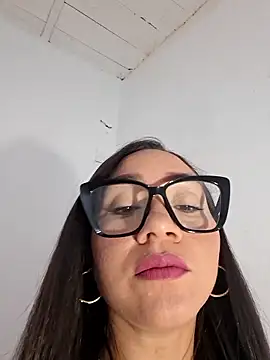 Snapshot of Stefy-Vega chatting on January 2026 05:51:02 PM Stefy-Vega online show from January 2026 05:51:02 PM