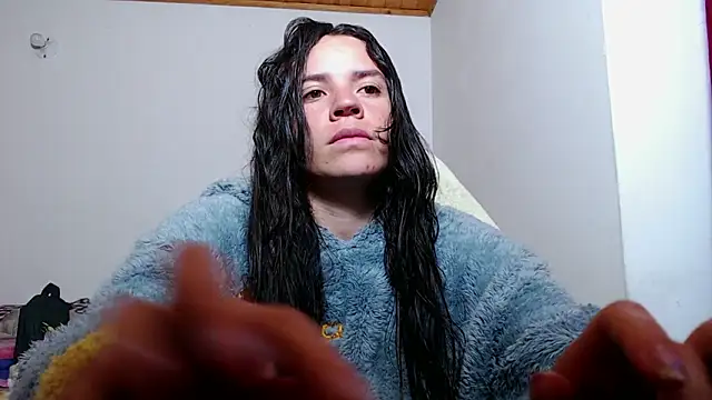 Shanel Lozano online show from March 2026 10:44:01 PM