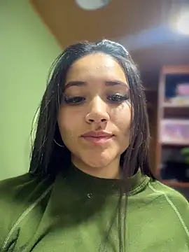 Snapshot of Veronica_Wins_ chatting on June 2026 01:17:02 AM Veronica Wins online show from June 2026 01:17:02 AM