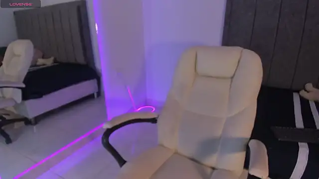 rosse taylorx1 online show from March 2026 06:49:01 PM