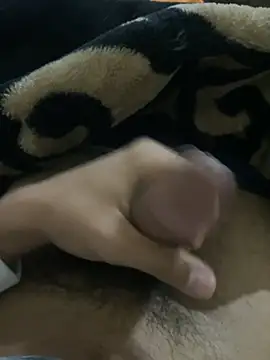 Snapshot of Youd773 chatting on January 2026 06:00:02 PM Youd773 online show from January 2026 06:00:02 PM