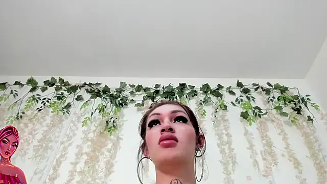Snapshot of lizz_lunna chatting on June 2026 10:37:01 PM lizz lunna online show from June 2026 10:37:01 PM