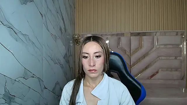 katalina r  online show from March 2026 08:32:01 PM