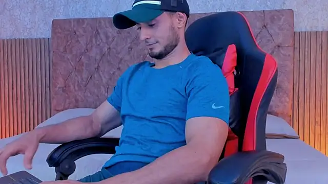 Adonys Lewis  online show from January 2026 05:56:01 AM