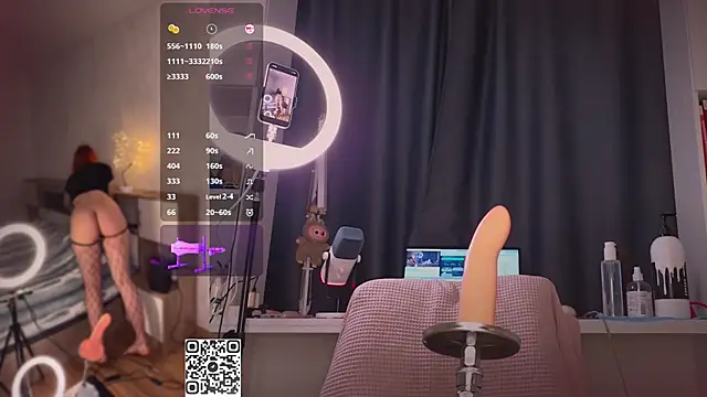 yourfox Alice  online show from April 2026 07:22:01 AM