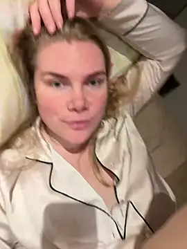 SexyBlondJoanna online show from February 2026 07:01:01 AM