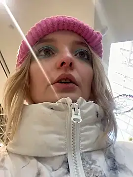 aka Blonde online show from February 2026 05:46:01 AM