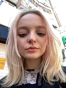 aka Blonde online show from May 2026 10:36:01 AM