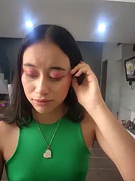 Snapshot of l0lita_emi chatting on February 2026 03:08:02 PM l0lita emi online show from February 2026 03:08:02 PM