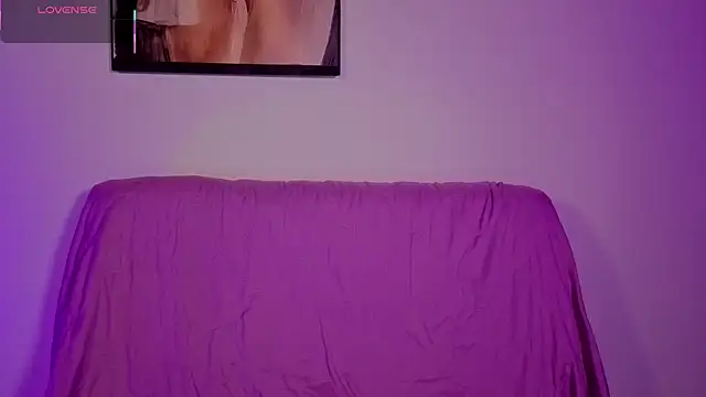 Mia Franklyn online show from May 2026 10:39:02 PM