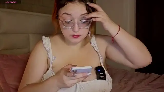 Mia Franklyn online show from May 2026 10:16:02 PM