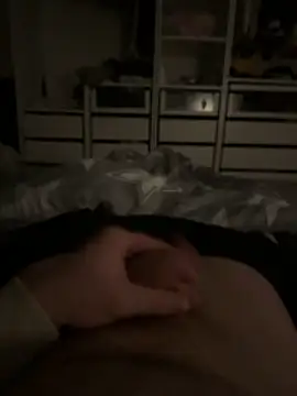 Snapshot of NotatingGrinder chatting on February 2026 01:57:02 AM NotatingGrinder online show from February 2026 01:57:02 AM