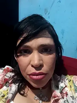 gaellymurlockx18 online show from February 2026 05:17:01 AM