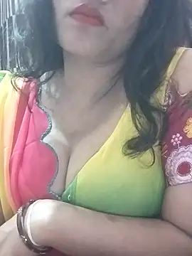 Snapshot of Zaara101 chatting on July 2026 06:18:01 PM Zaara101 online show from July 2026 06:18:01 PM