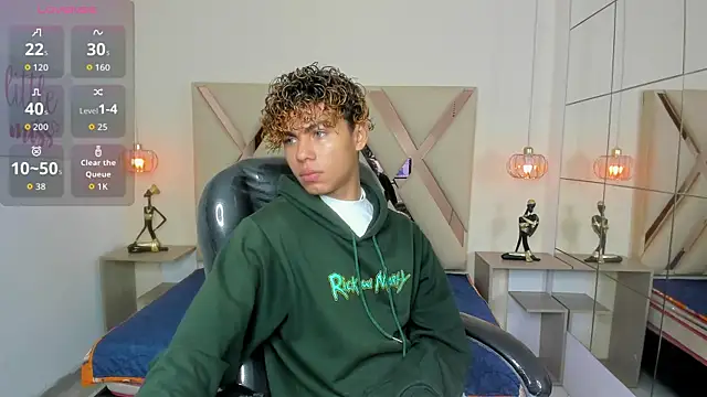 Snapshot of Anyelo_Twink chatting on April 2026 04:28:02 AM Anyelo Twink online show from April 2026 04:28:02 AM
