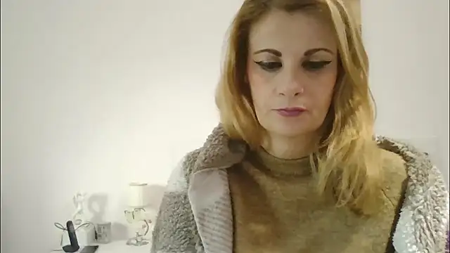 Clara1986 online show from January 2026 02:44:01 PM