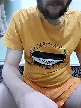 Snapshot of 80julien chatting on February 2026 11:20:01 PM 80julien online show from February 2026 11:20:01 PM