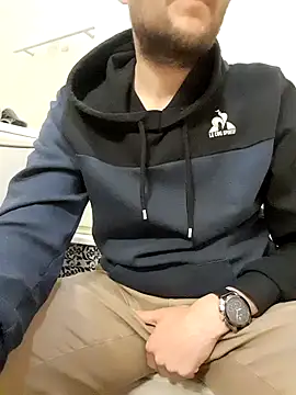 80julien online show from March 2026 08:04:01 PM