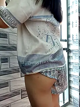 Snapshot of EnzxMoon02 chatting on March 2026 07:15:01 AM EnzxMoon02 online show from March 2026 07:15:01 AM