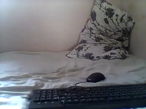 Snapshot of handsomeguy02 chatting on June 2026 01:13:01 PM handsomeguy02 online show from June 2026 01:13:01 PM