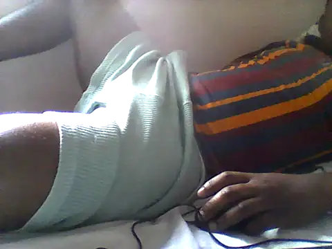 Snapshot of handsomeguy02 chatting on June 2026 01:00:02 PM handsomeguy02 online show from June 2026 01:00:02 PM