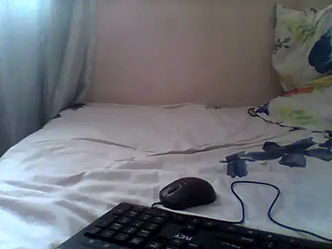 Snapshot of handsomeguy02 chatting on July 2026 11:59:01 AM handsomeguy02 online show from July 2026 11:59:01 AM