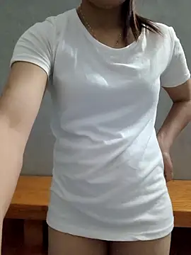 Snapshot of Vanvan68xx chatting on March 2026 03:17:01 PM Vanvan68xx online show from March 2026 03:17:01 PM