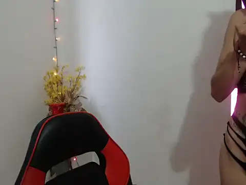 Meegan Hott online show from February 2026 08:32:01 PM