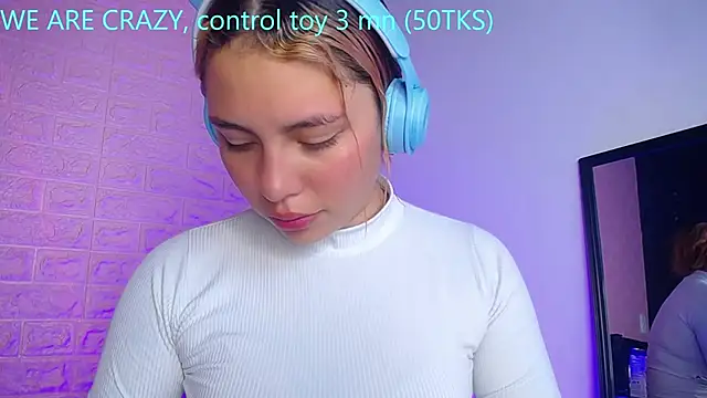 Snapshot of Dominic_Queen1126 chatting on February 2026 11:17:01 AM Dominic Queen1126 online show from February 2026 11:17:01 AM