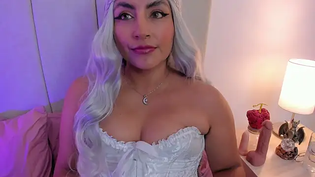 nathy bush online show from April 2026 08:33:02 PM