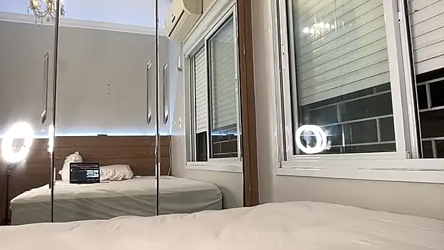 Elisakim online show from February 2026 12:09:01 AM