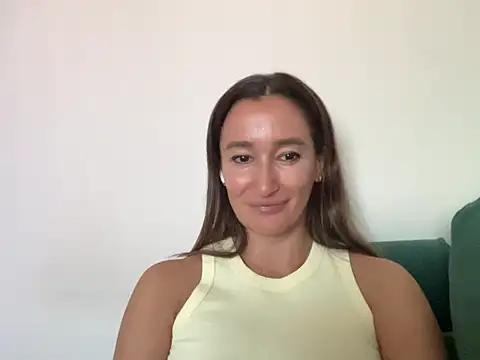 Silviona online show from March 2026 12:32:01 PM