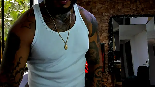 Snapshot of alexis_27121 chatting on January 2026 03:05:02 PM alexis 27121 online show from January 2026 03:05:02 PM