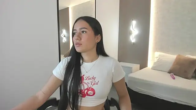 Snapshot of mia_slora chatting on May 2026 12:12:01 PM mia slora online show from May 2026 12:12:01 PM