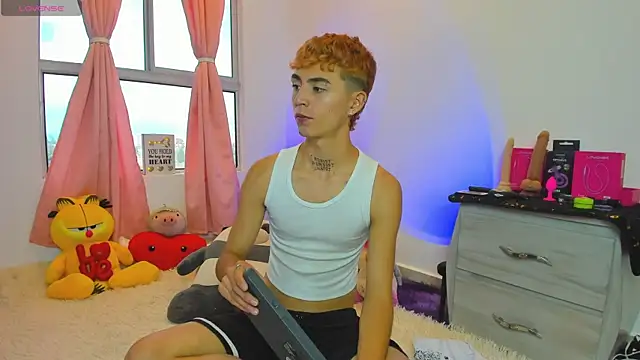 Maiky Cooper01 online show from February 2026 08:26:02 PM