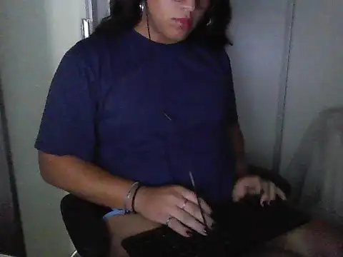 Snapshot of Dvz888 chatting on January 2026 02:15:01 AM Dvz888 online show from January 2026 02:15:01 AM