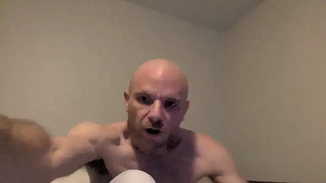 Snapshot of FrankieFuckMe chatting on February 2026 11:26:02 AM FrankieFuckMe online show from February 2026 11:26:02 AM