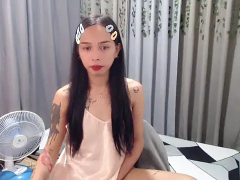 LOVELYMAYUMIE online show from December 2024 10:23:02 AM