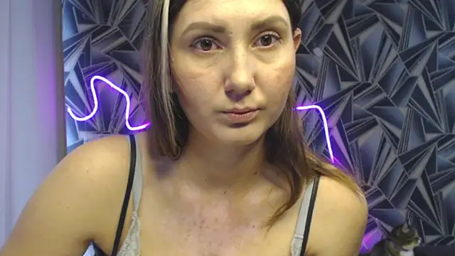 Snapshot of NikkiKiss___ chatting on May 2026 01:02:02 AM NikkiKiss online show from May 2026 01:02:02 AM