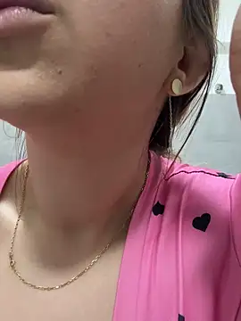 Snapshot of dalia0710 chatting on February 2026 01:37:02 PM dalia0710 online show from February 2026 01:37:02 PM