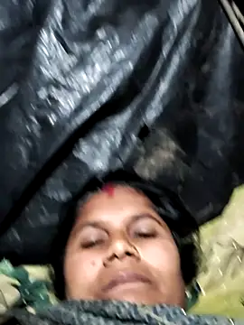 Hot di97 online show from February 2026 07:43:02 PM